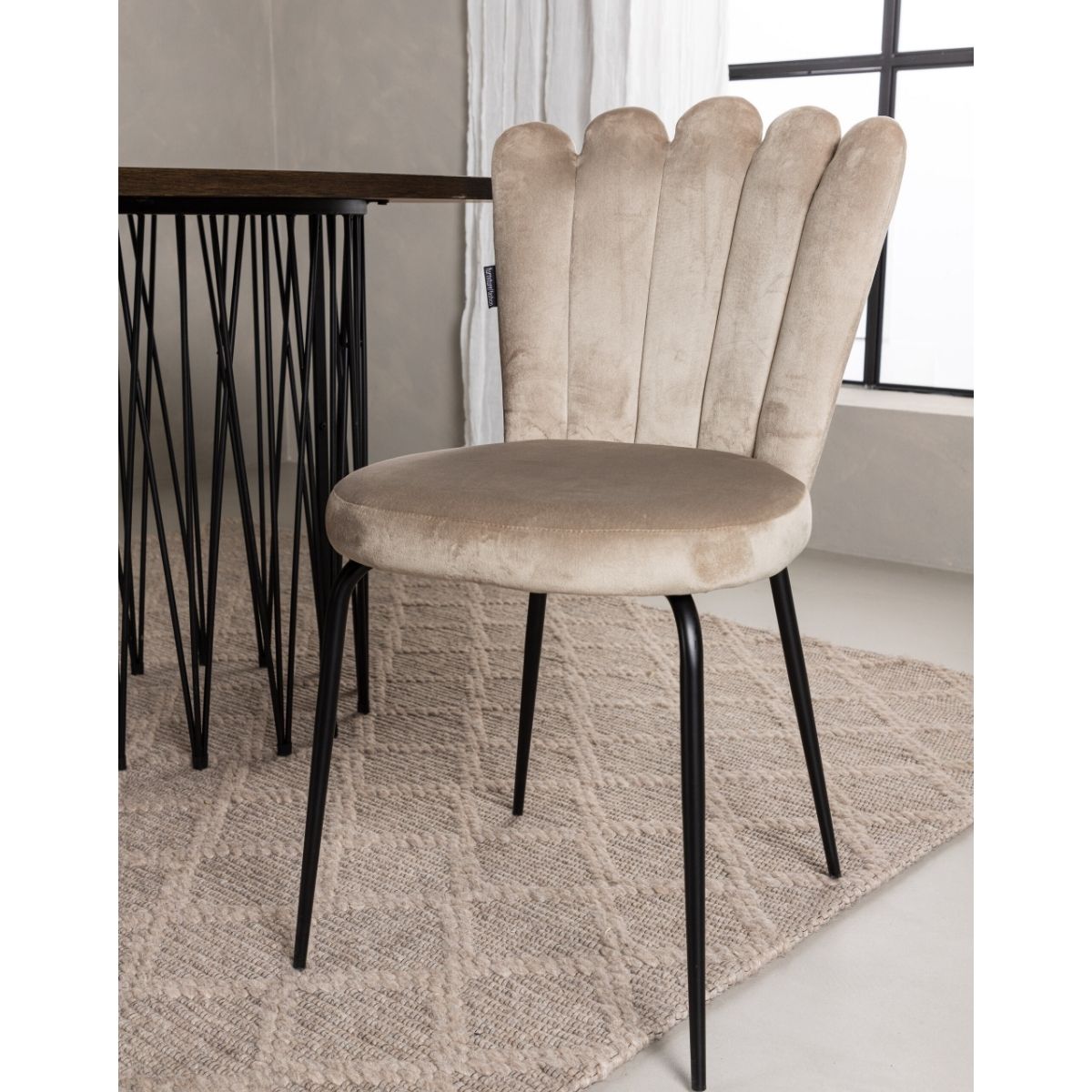 Stone Oval Dining Set Venture Design Spisegruppe