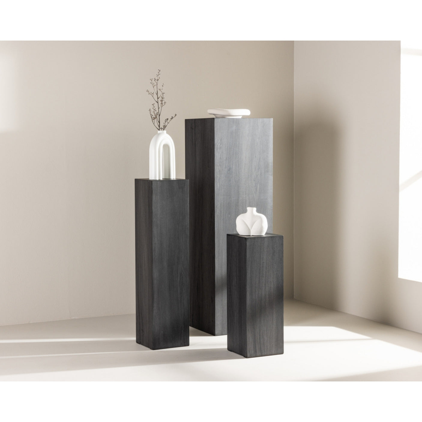 Ramsvik Side Table Venture Design Sidebord