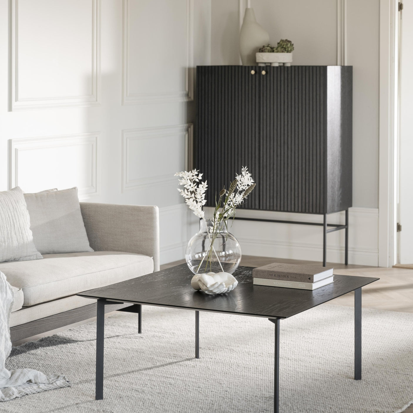 Halifax hylle 100 Rowico Vitrineskap