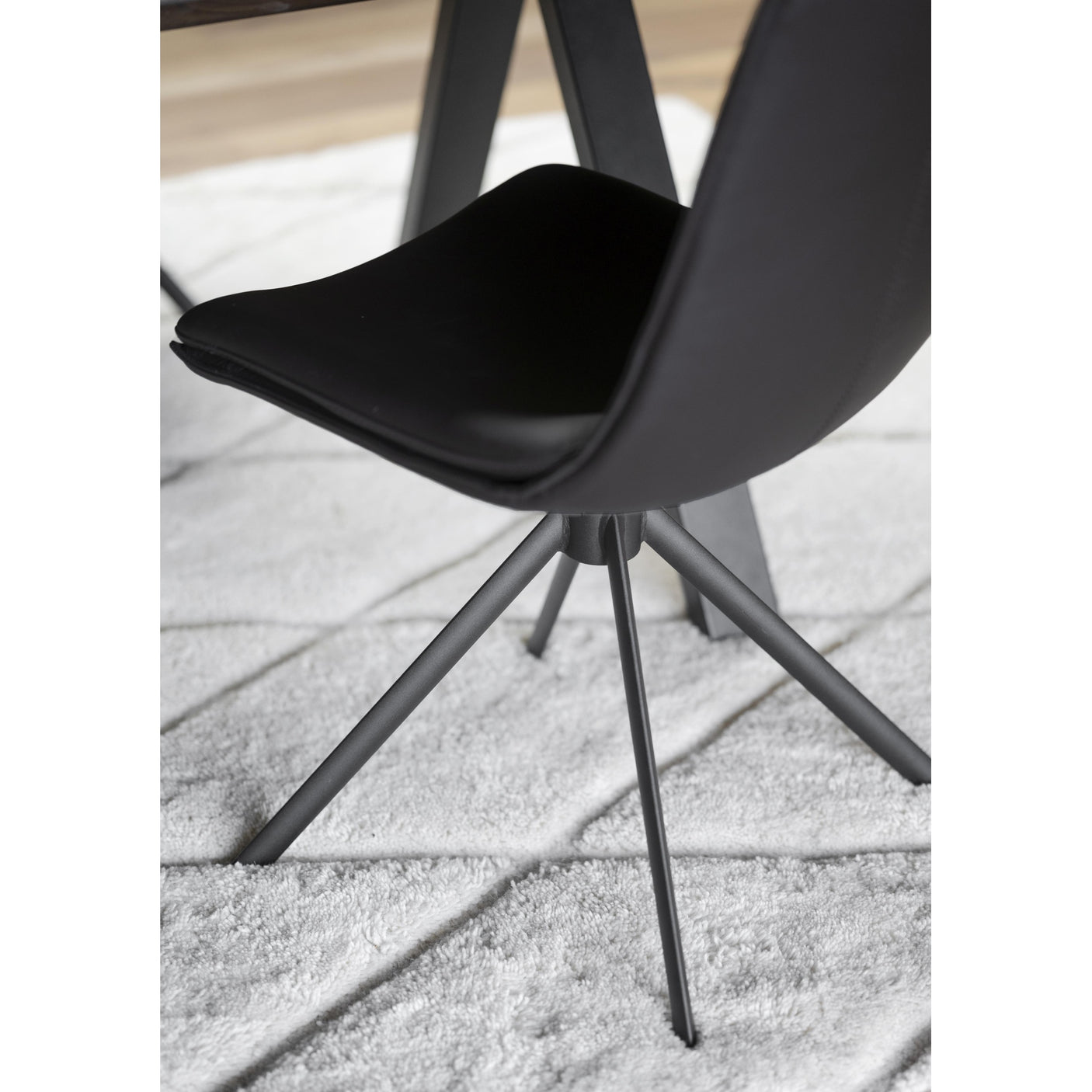 Lowell spisestol Rowico Spisestol