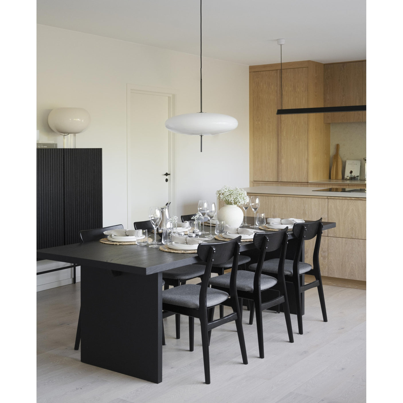 Emmett spisebord Rowico Spisebord