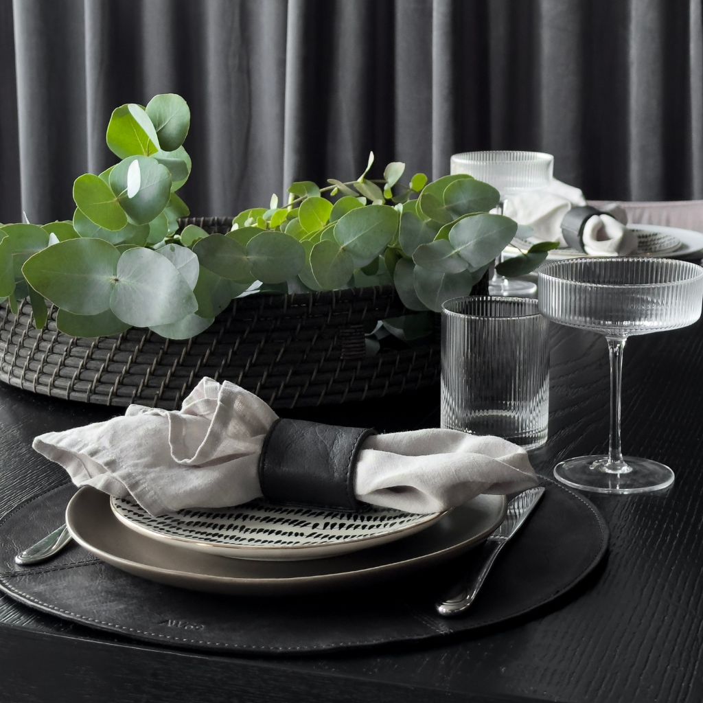 NERO ROUND Placemat Artwood Pynteartikler
