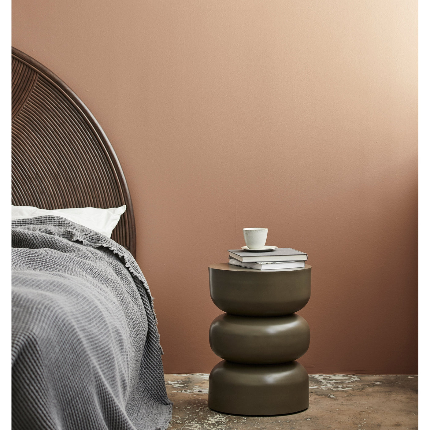 ALMA sidebord - mørkegrønn Nordal TABLES