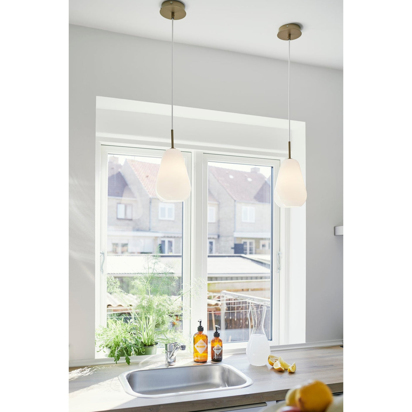 Anoli 1 Small Nuura Taklampe