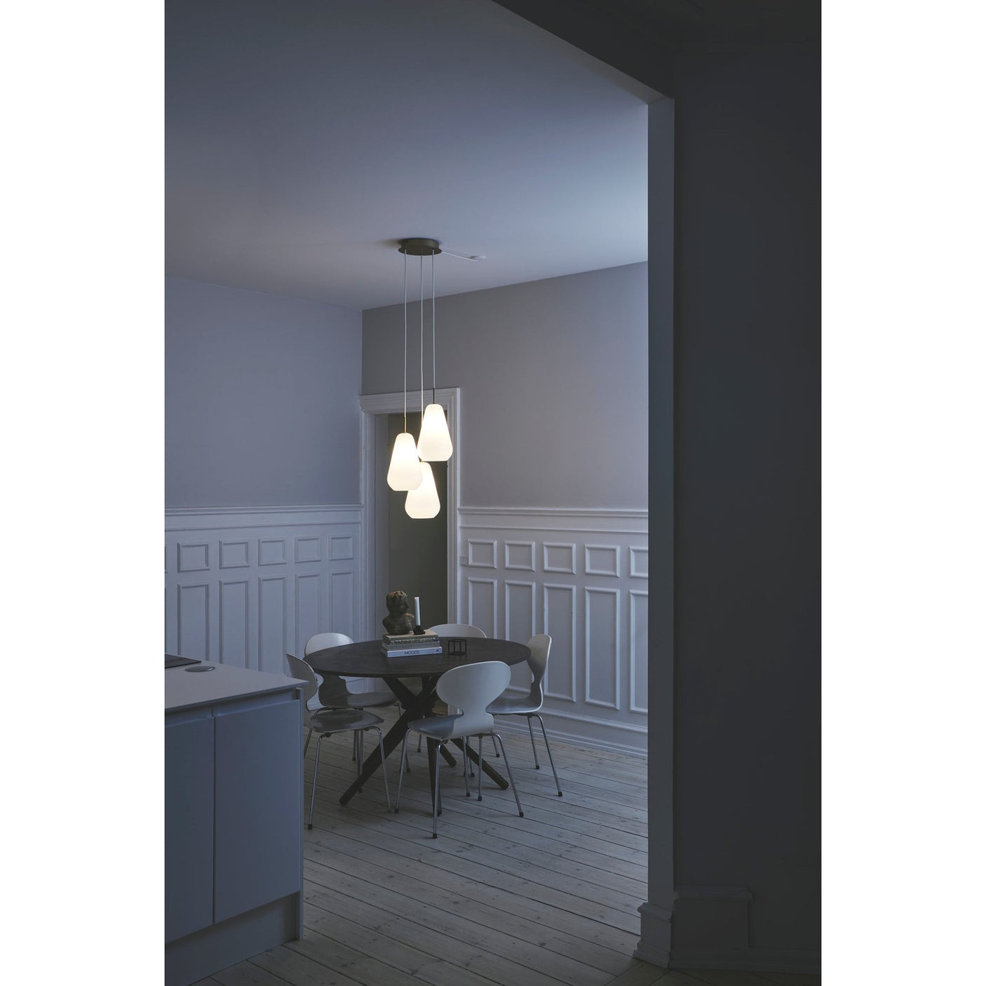 Anoli 3 Nuura Taklampe