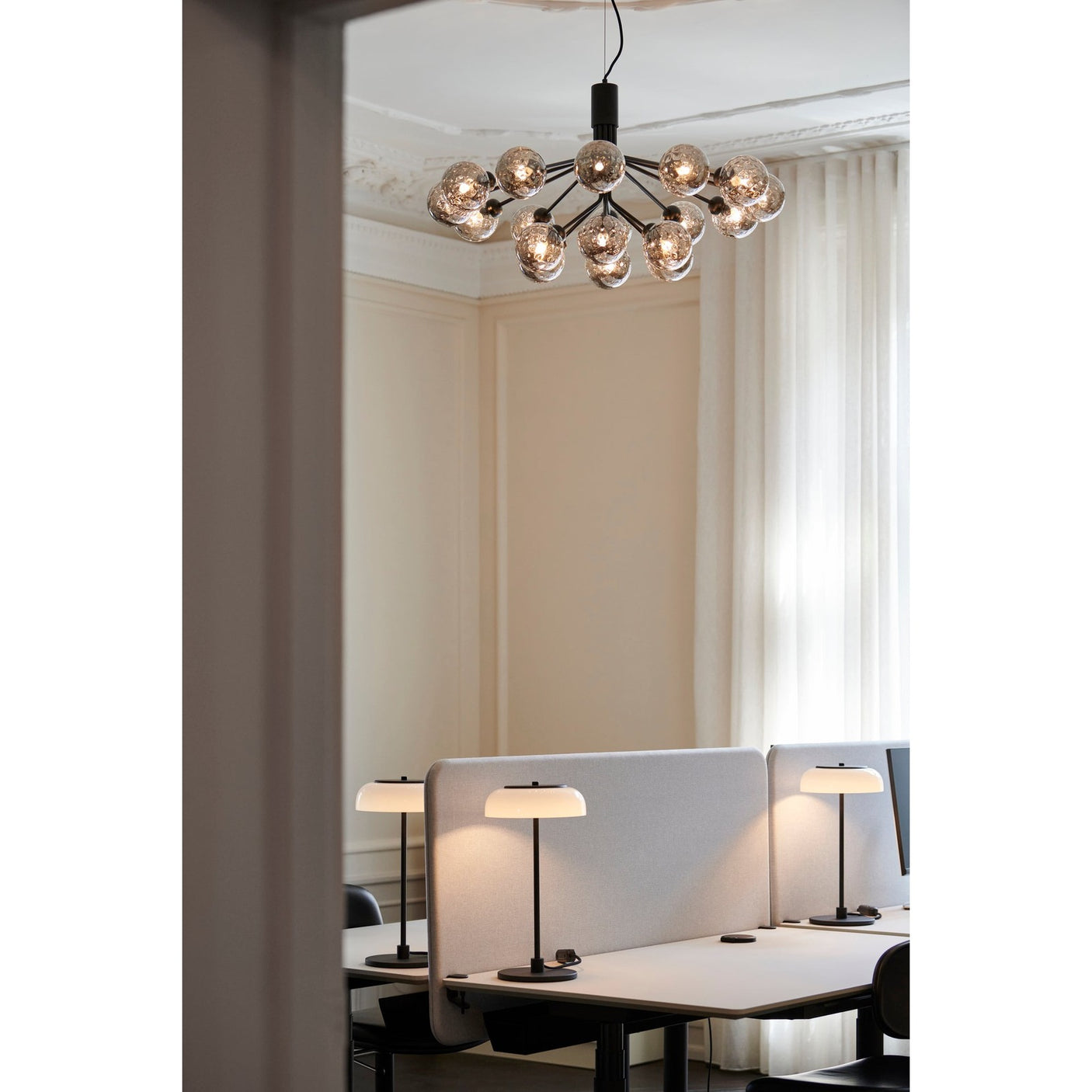 Apiales 18 Nuura Taklampe