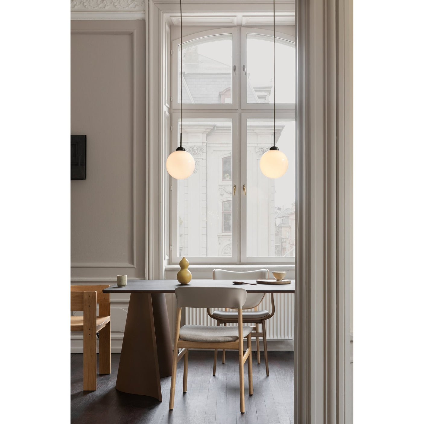 Apiales 1 Large Nuura Taklampe