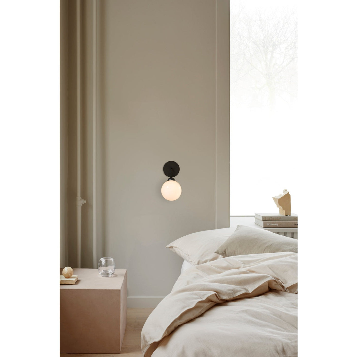 Apiales Wall Nuura Vegglampe