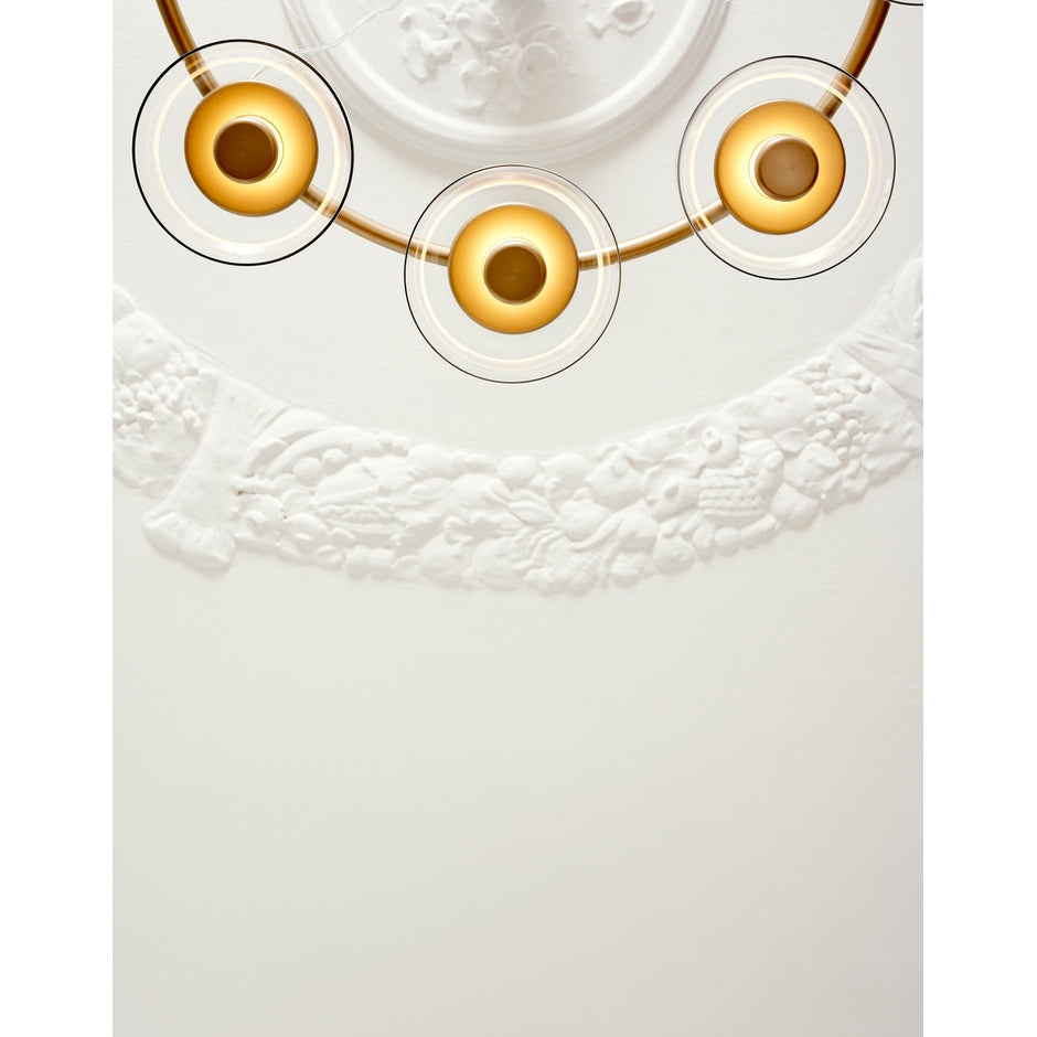 Blossi 8 Nuura Taklampe