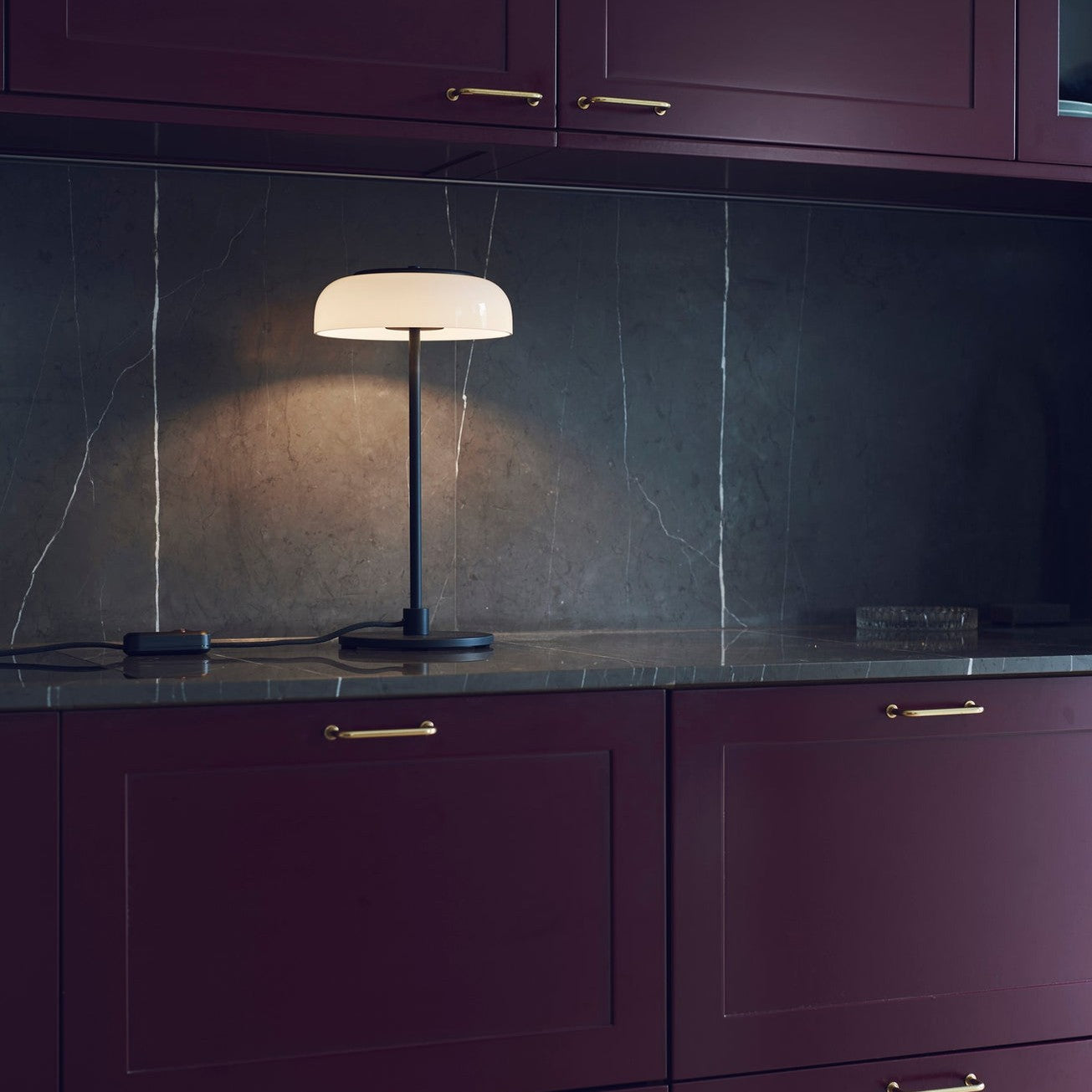 Blossi Table Nuura Bordlampe