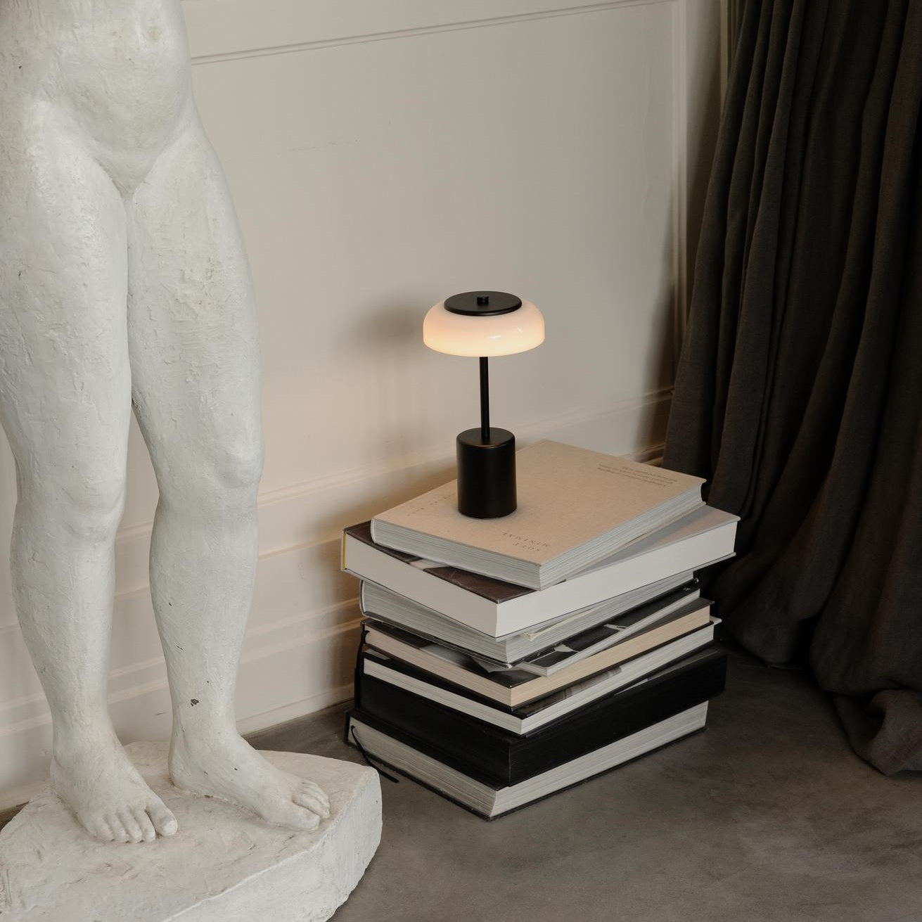 Blossi Table Mini Nuura Bordlampe