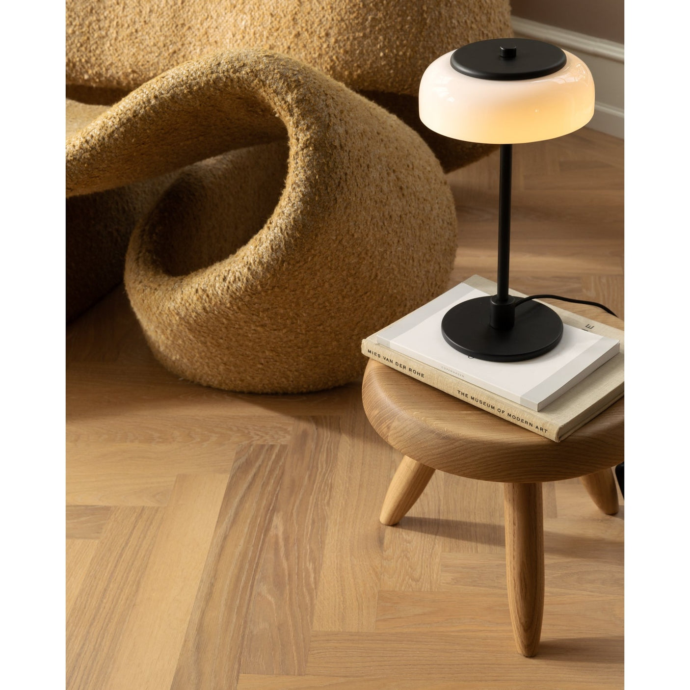 Blossi Table Small Nuura Bordlampe