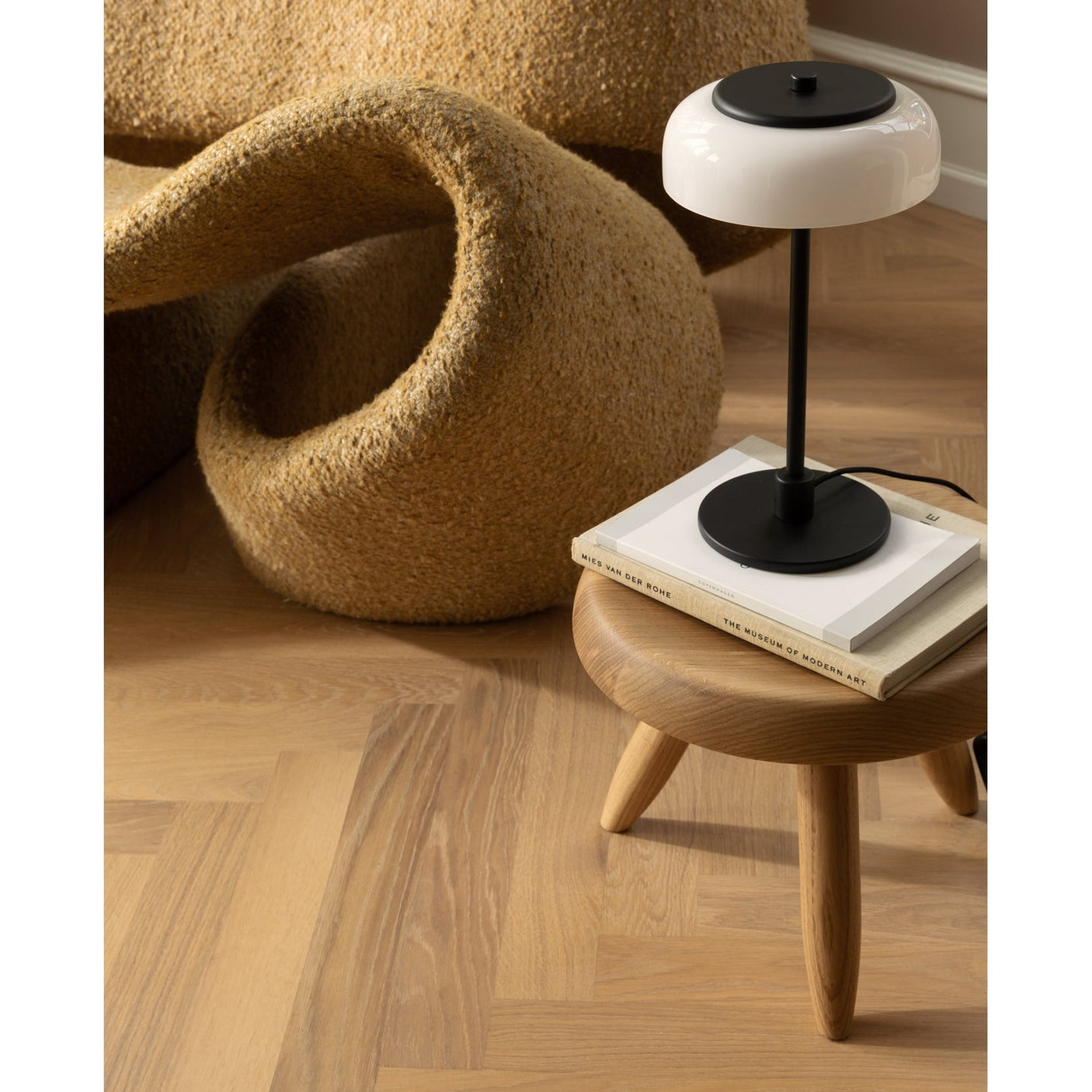 Blossi Table Small Nuura Bordlampe