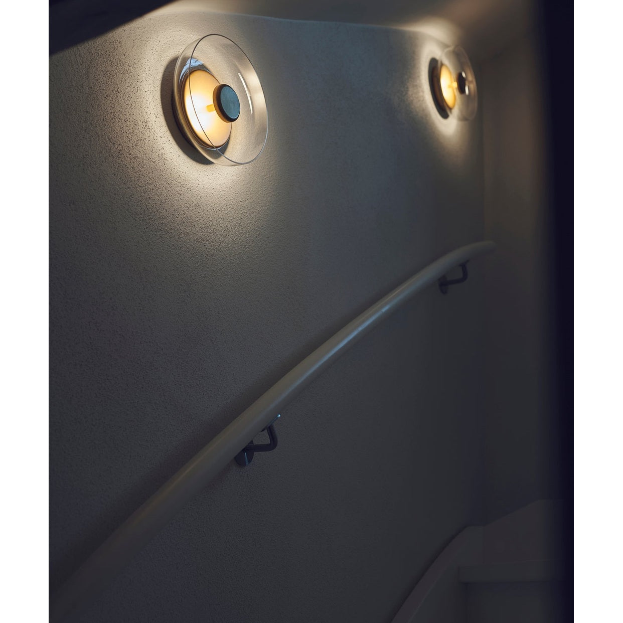 Blossi Wall Nuura Vegglampe