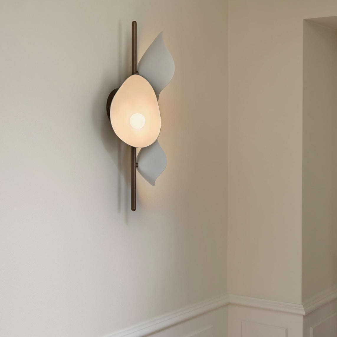 Florii 3 Wall Nuura Vegglampe