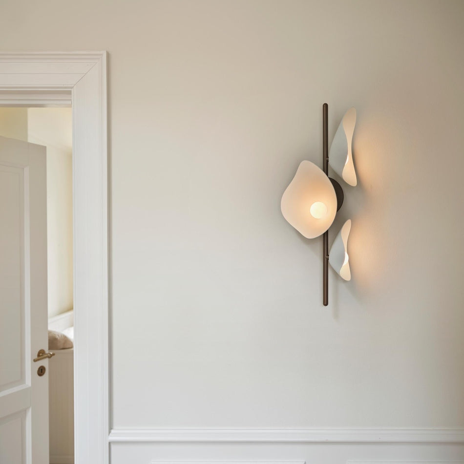 Florii 3 Wall Nuura Vegglampe