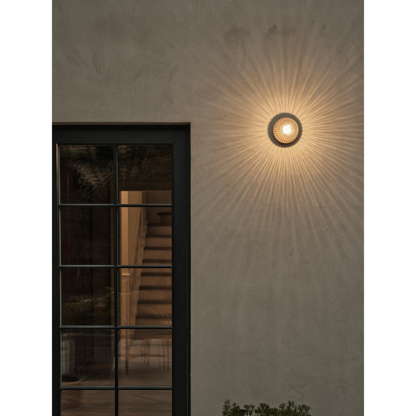 Liila 1 Outdoor Nuura Vegglampe