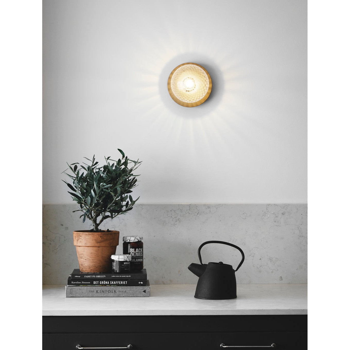 Liila 1 Medium Nuura Taklampe