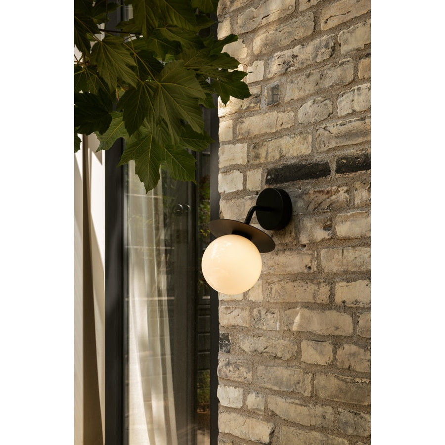 Liila Wall Outdoor Nuura Vegglampe