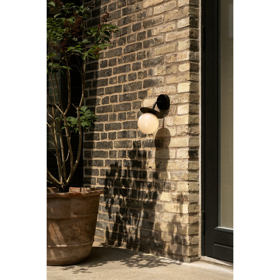 Liila Wall Outdoor Nuura Vegglampe