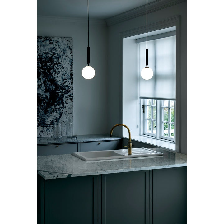 Miira 1 Nuura Taklampe