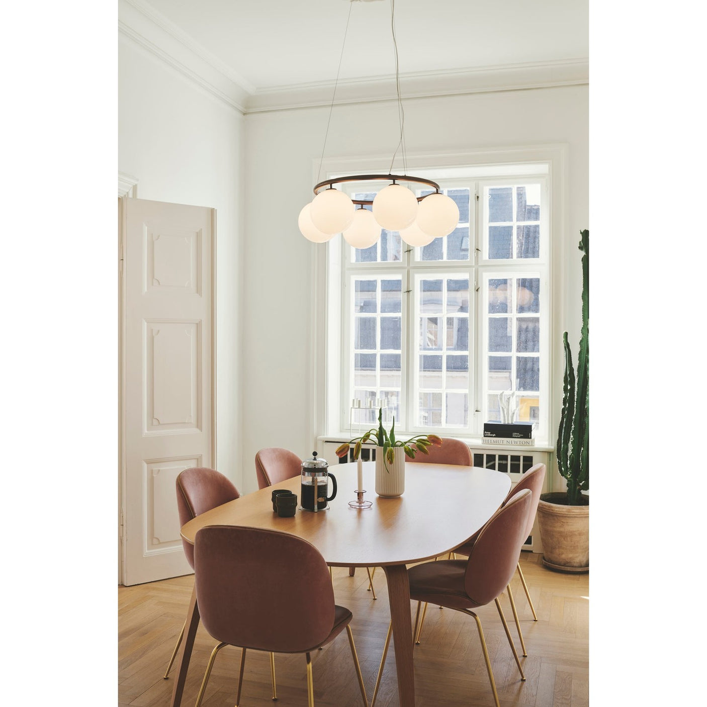 Miira 6 Circular Nuura Taklampe