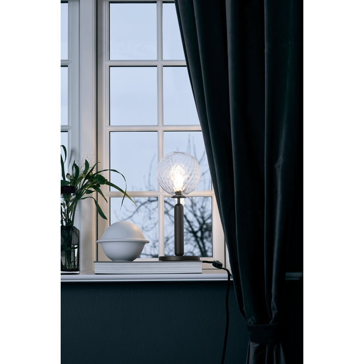 Miira Table Lamp Nuura Bordlampe