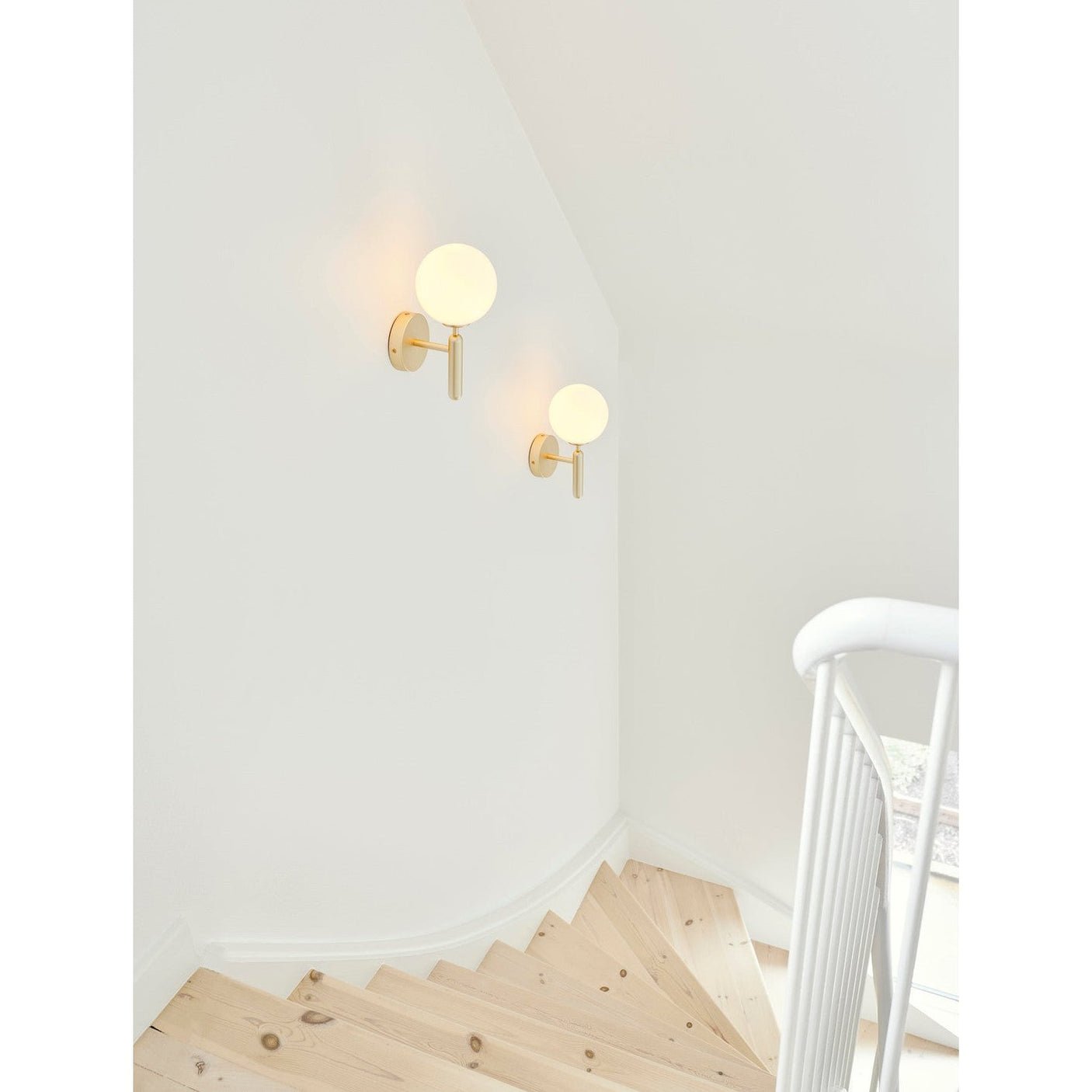 Miira Wall Nuura Vegglampe