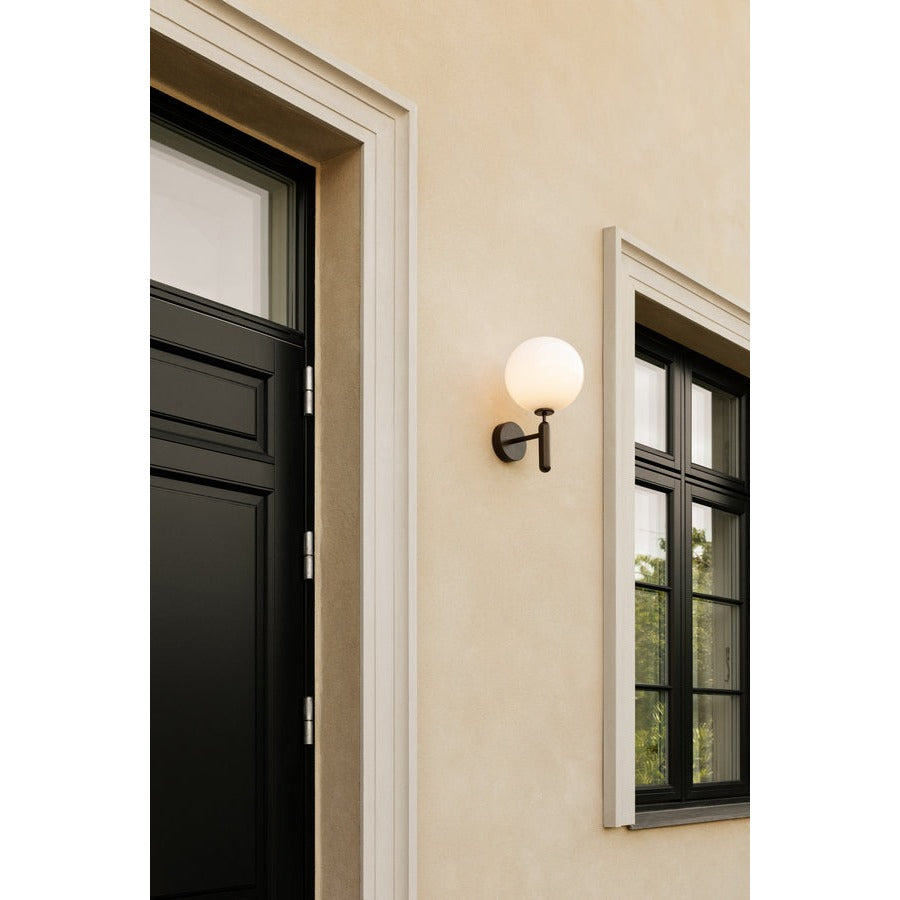 Miira Wall Outdoor Nuura Vegglampe