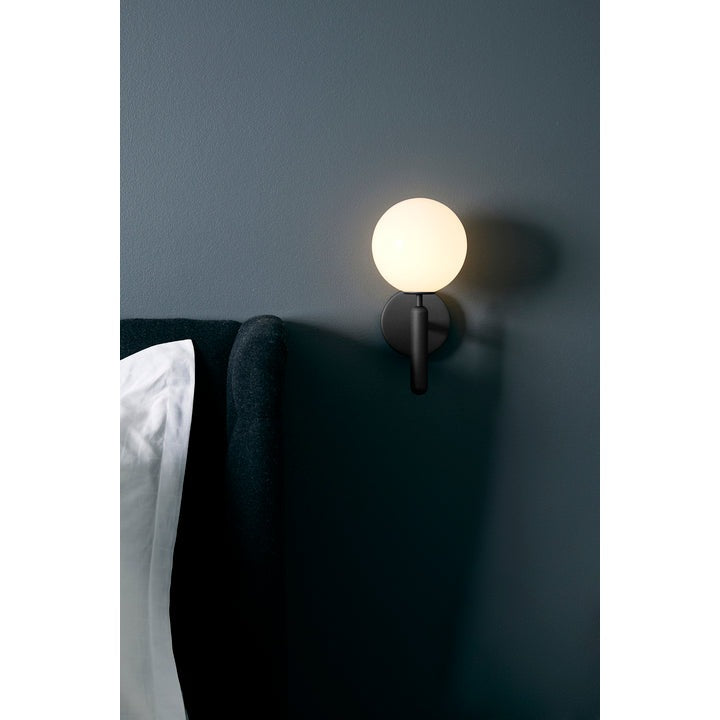 Miira Wall Nuura Vegglampe
