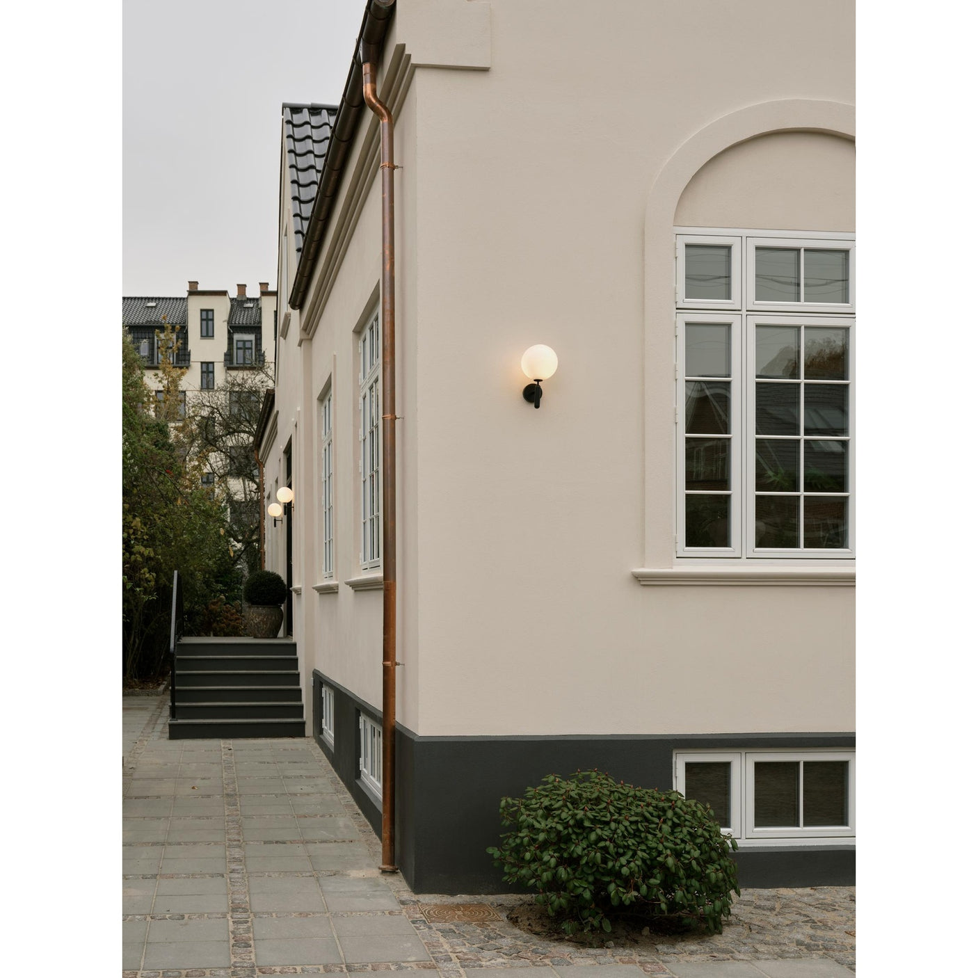 Miira Wall Outdoor Nuura Vegglampe