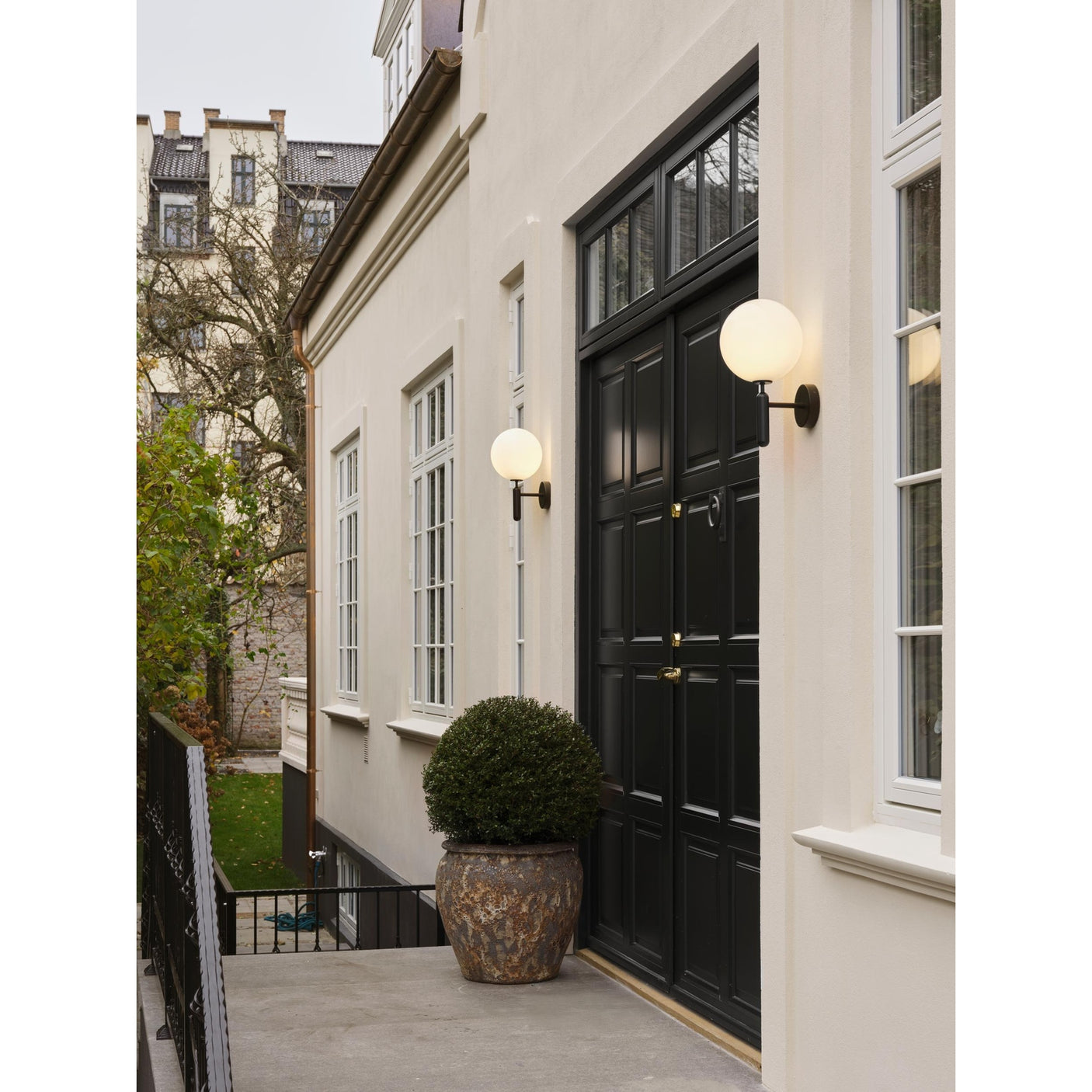 Miira Wall Outdoor Nuura Vegglampe