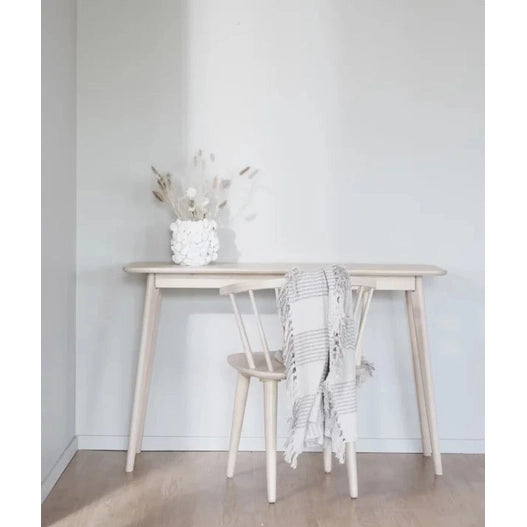 Yumi skrivebord Rowico Skrivebord