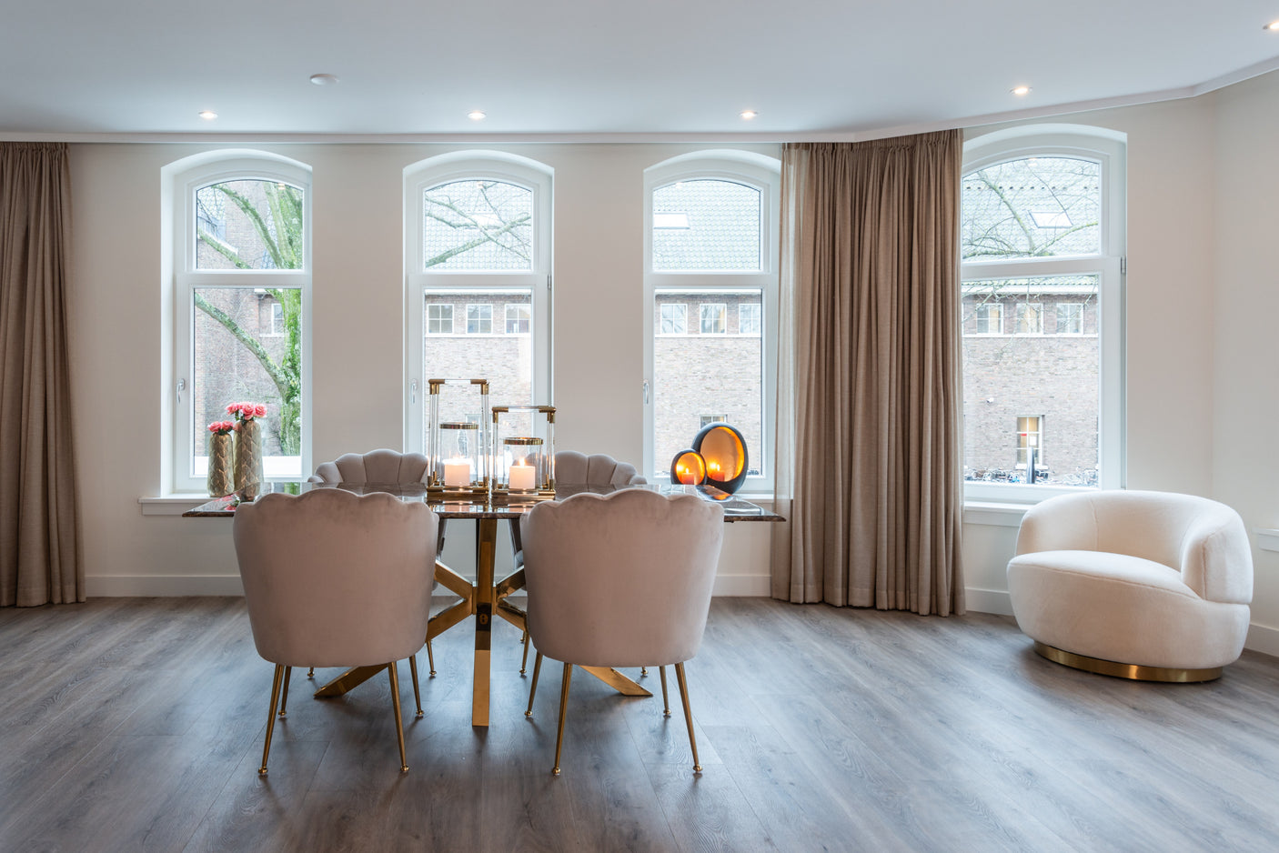 Spisestol Pippa khaki fløyel Richmond Interiors Spisestol