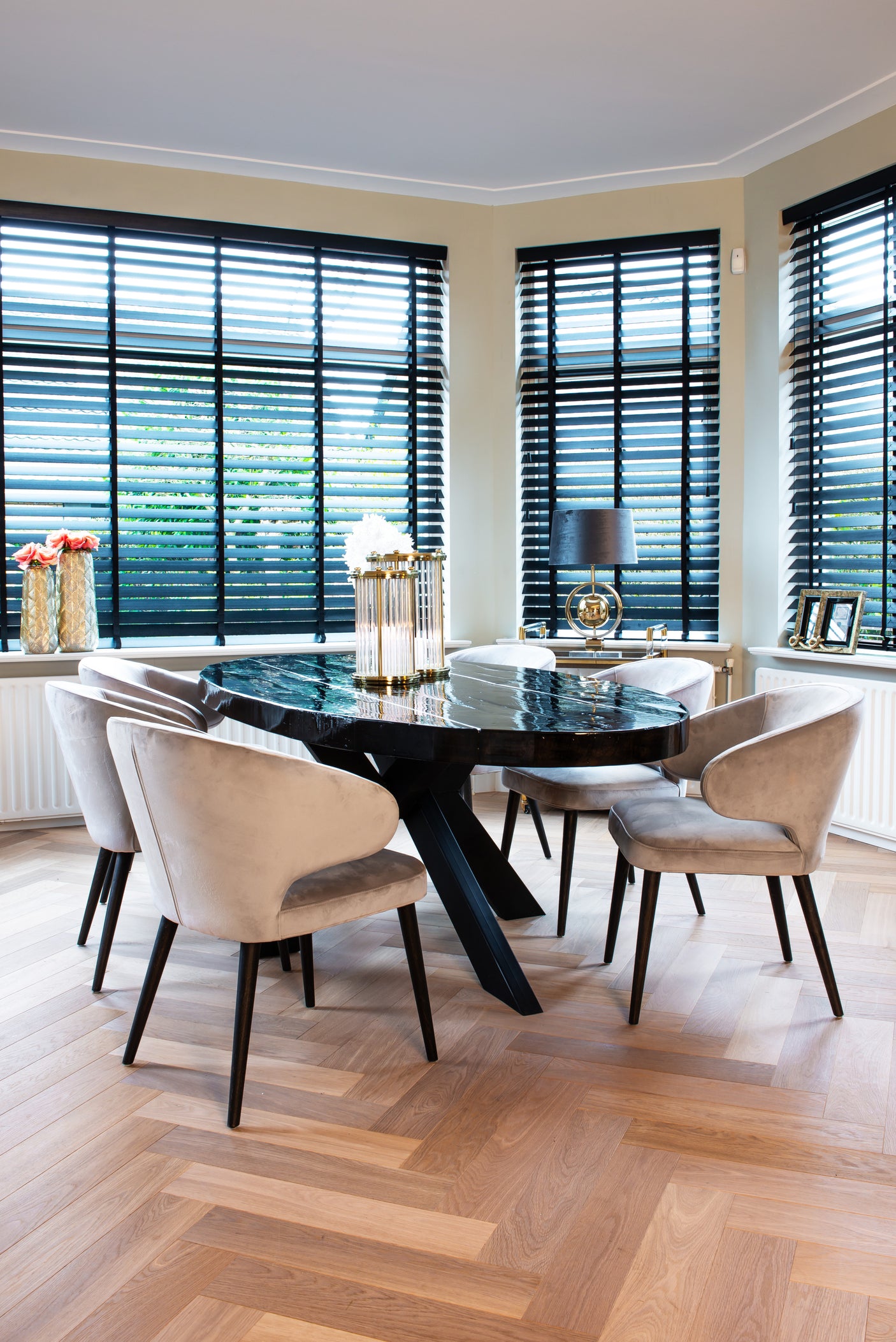 Spisestol Indigo khaki fløyel Richmond Interiors Spisestol