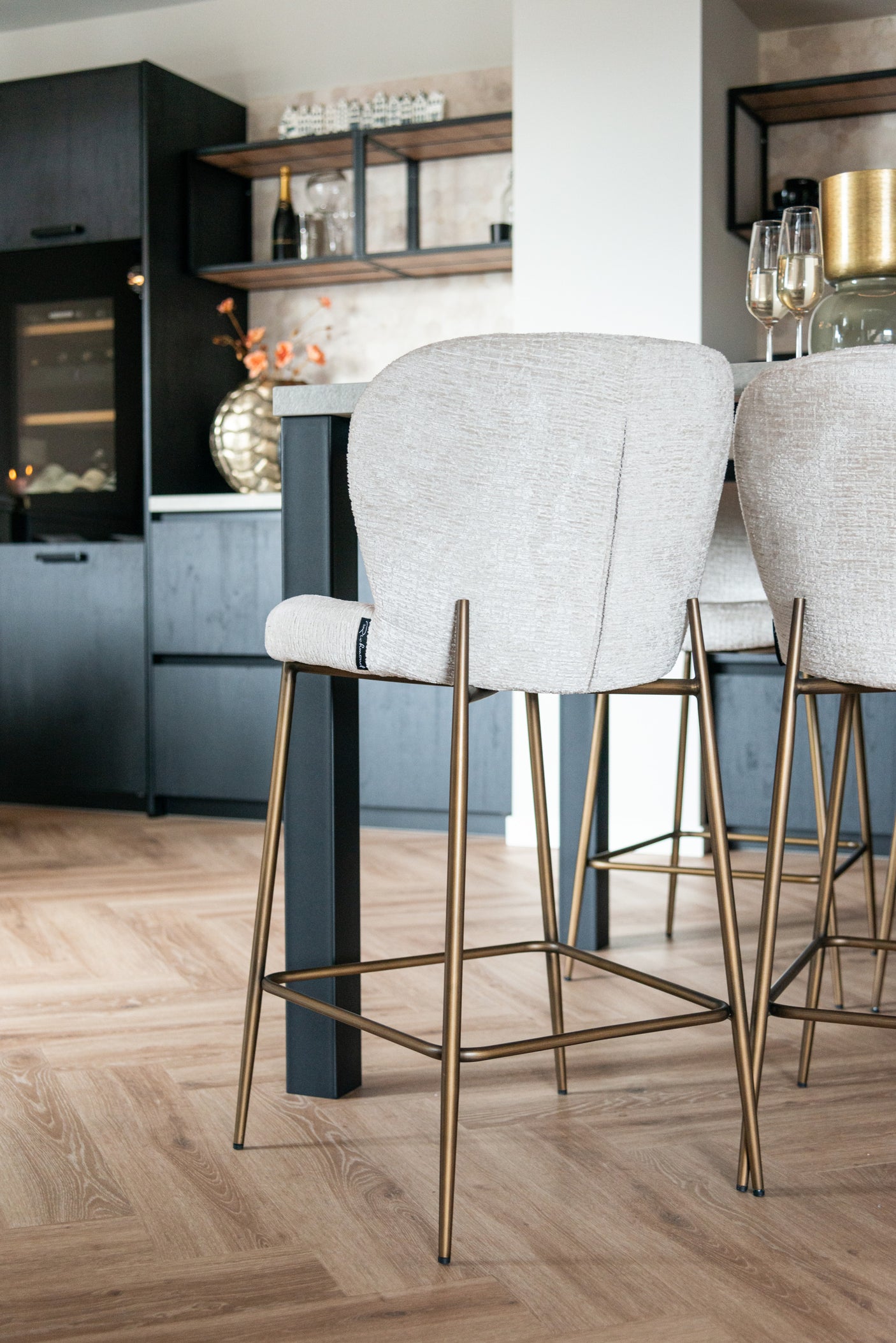 Counter stool Darby cream fusion Richmond Interiors Barstol