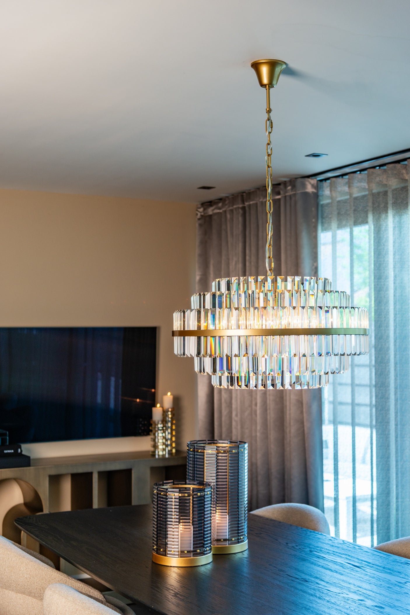 Lysekrone Desire børstet gull medium Richmond Interiors Taklampe