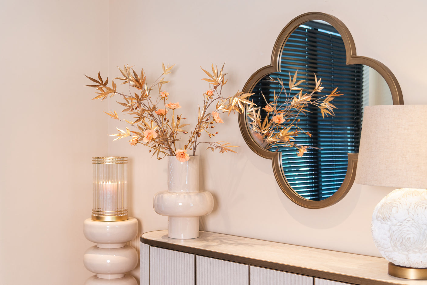 Orkanlampe Dyara gull stor Richmond Interiors Lanterne og lysglass