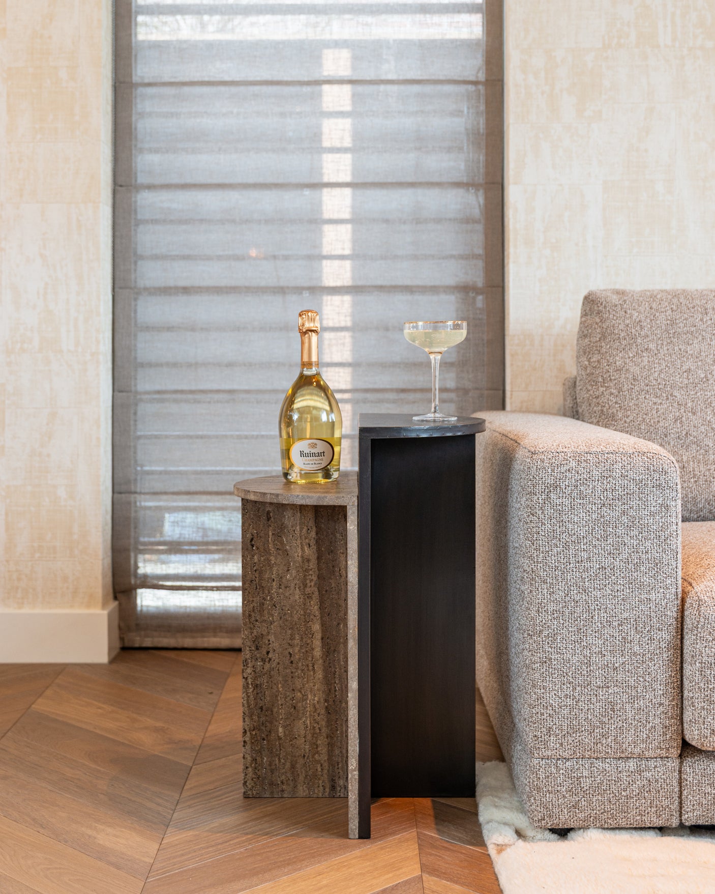Endebord Russo askebrun Richmond Interiors Sidebord