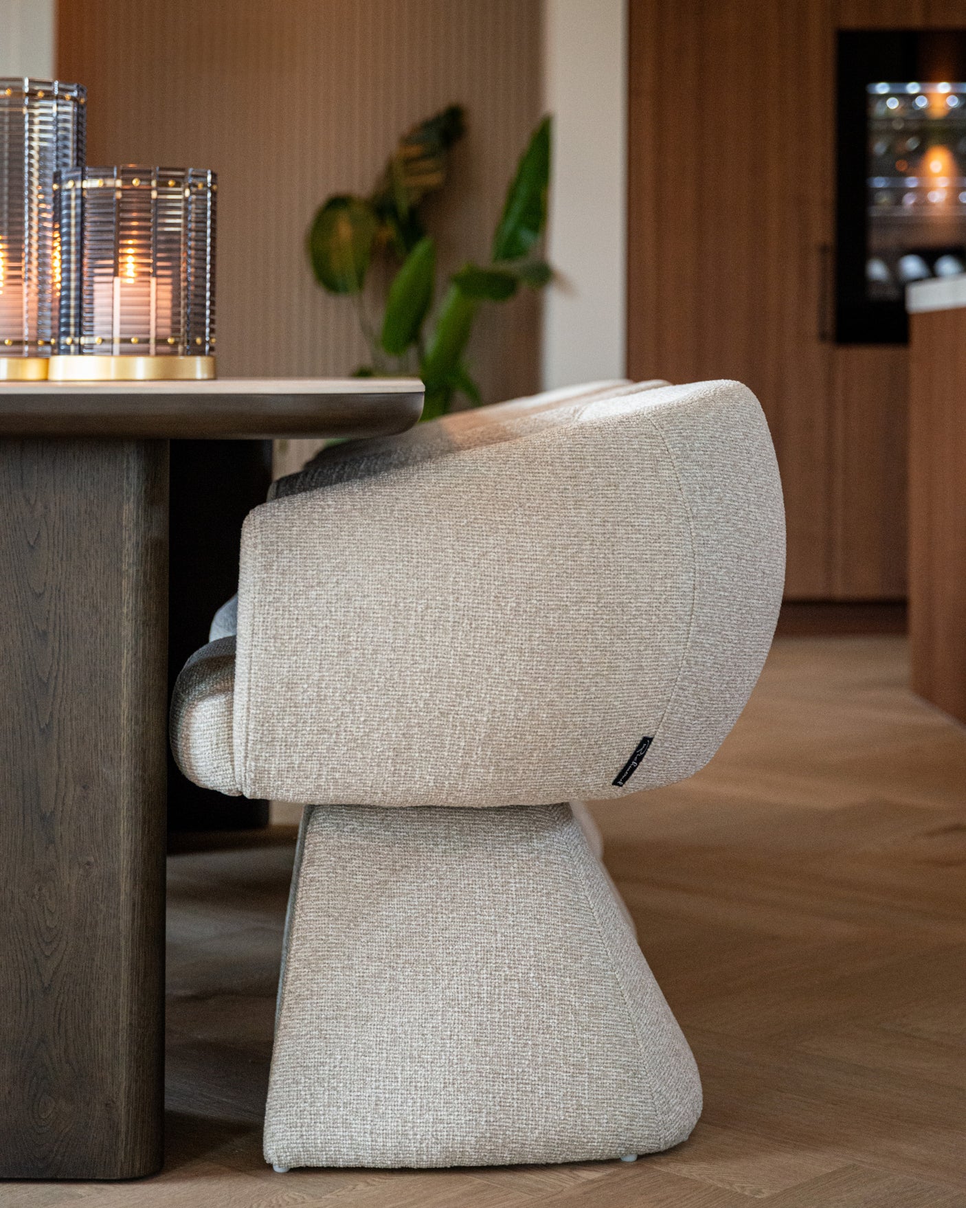 Spisestol Quiriro biscotti svingbar Richmond Interiors Spisestol