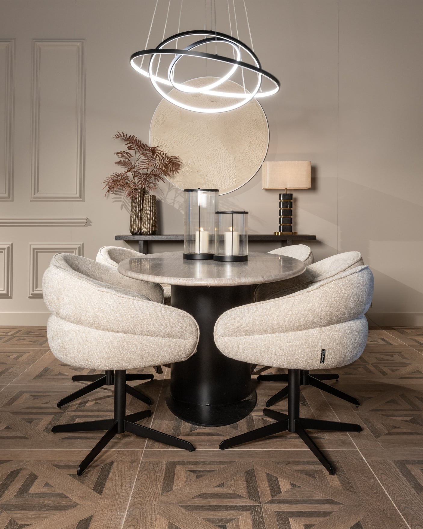 Spisestol Kayla cream unicorn svingbar Richmond Interiors Spisestol