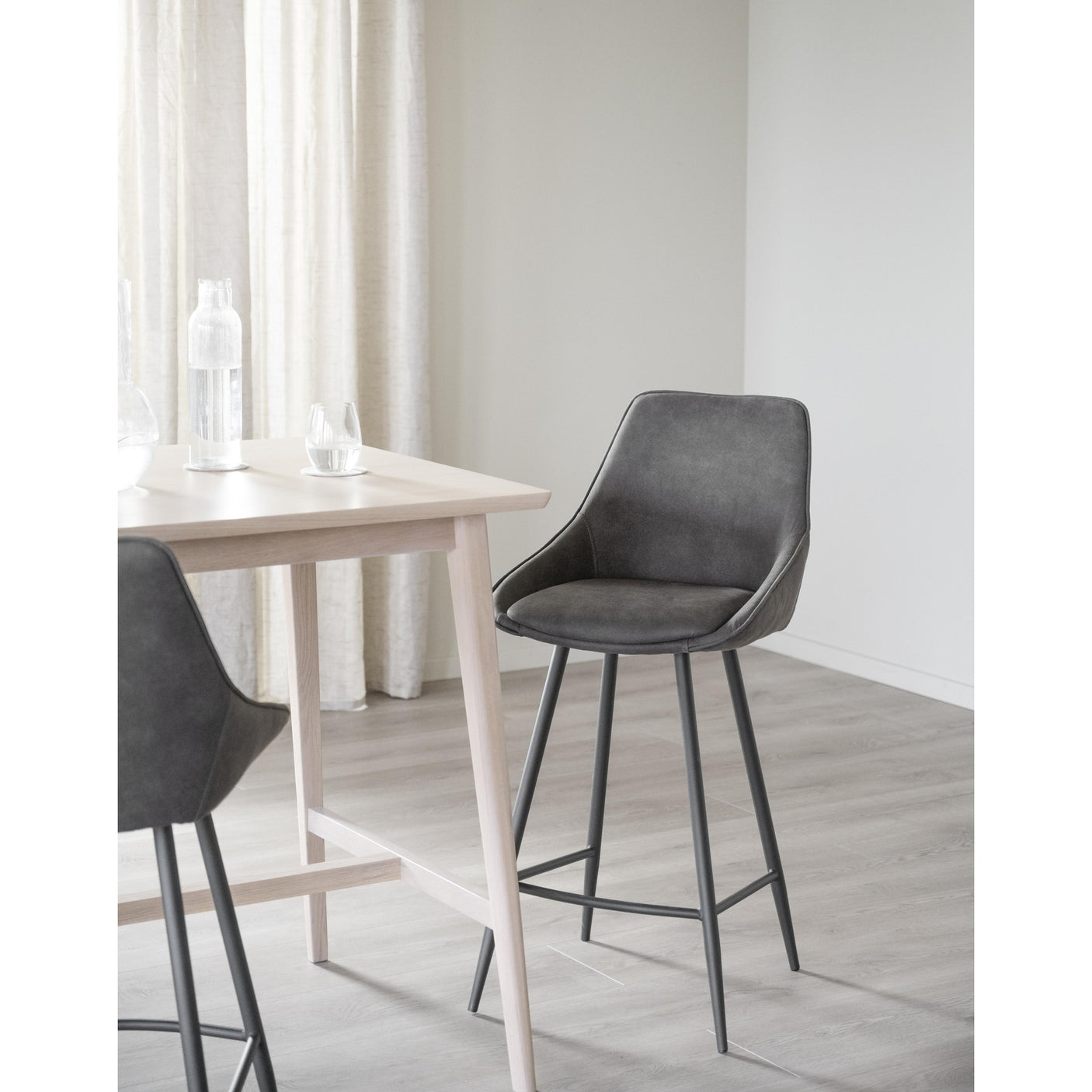 Sierra barstol Rowico Barstol