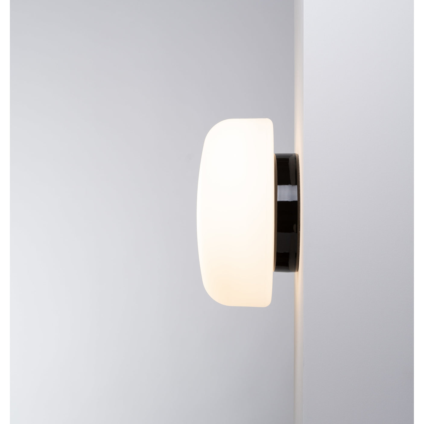 Solenne Ø320 Taklampe/Vegglampe E27 IP44 Ifö Electric Taklampe/Vegglampe