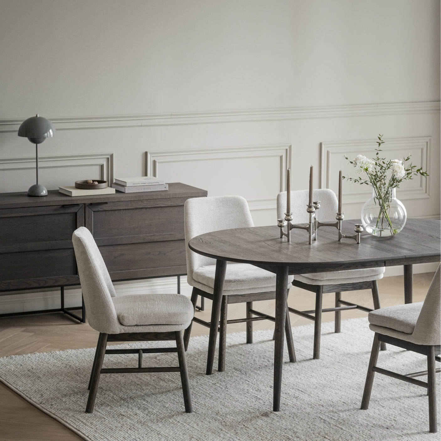 Amesbury spisestol Rowico Spisestol