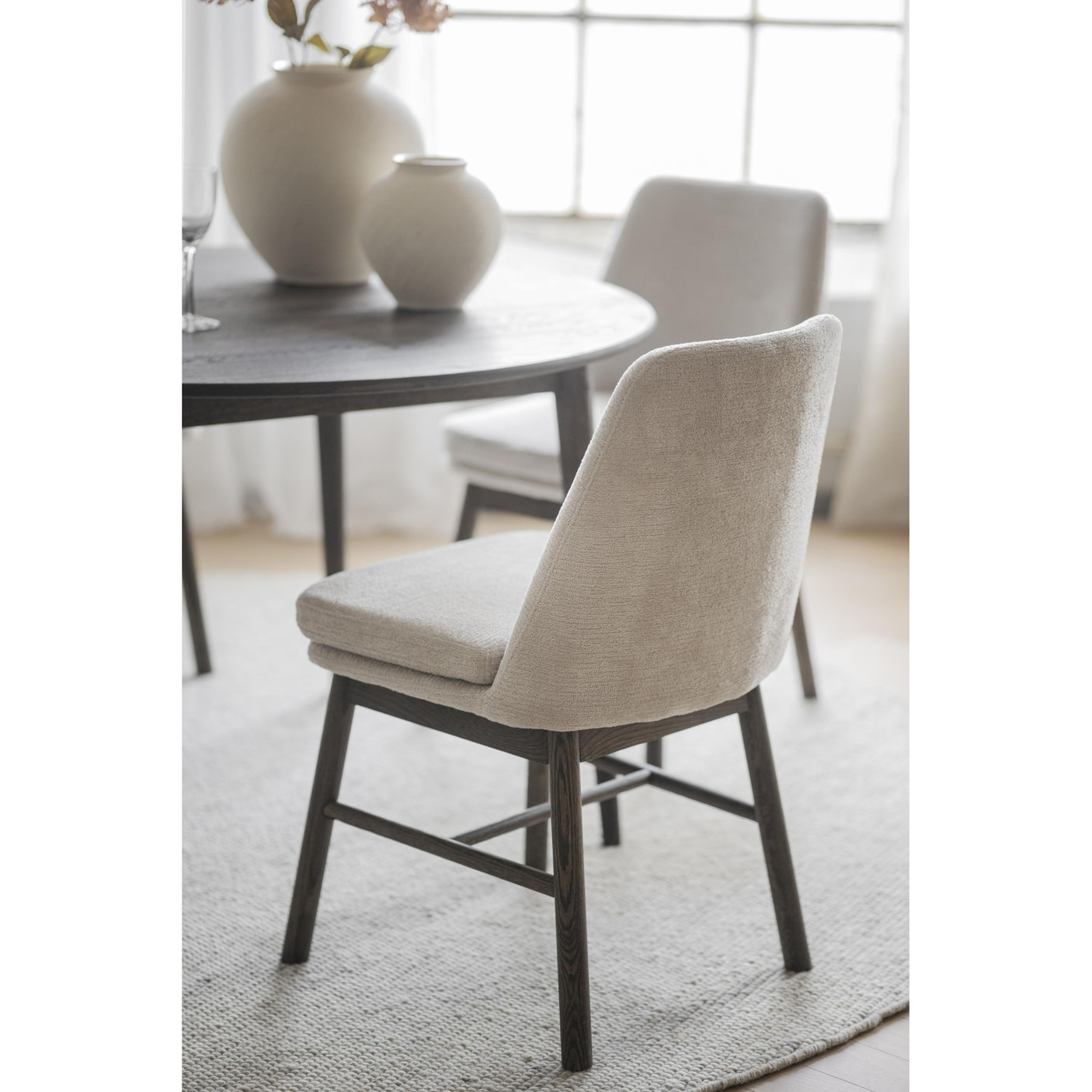 Amesbury spisestol Rowico Spisestol