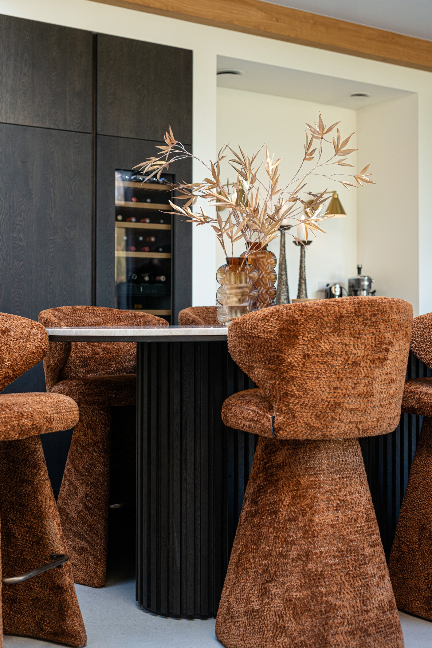 Barkrakk Gatsbi nydelig kanel Richmond Interiors Barstol