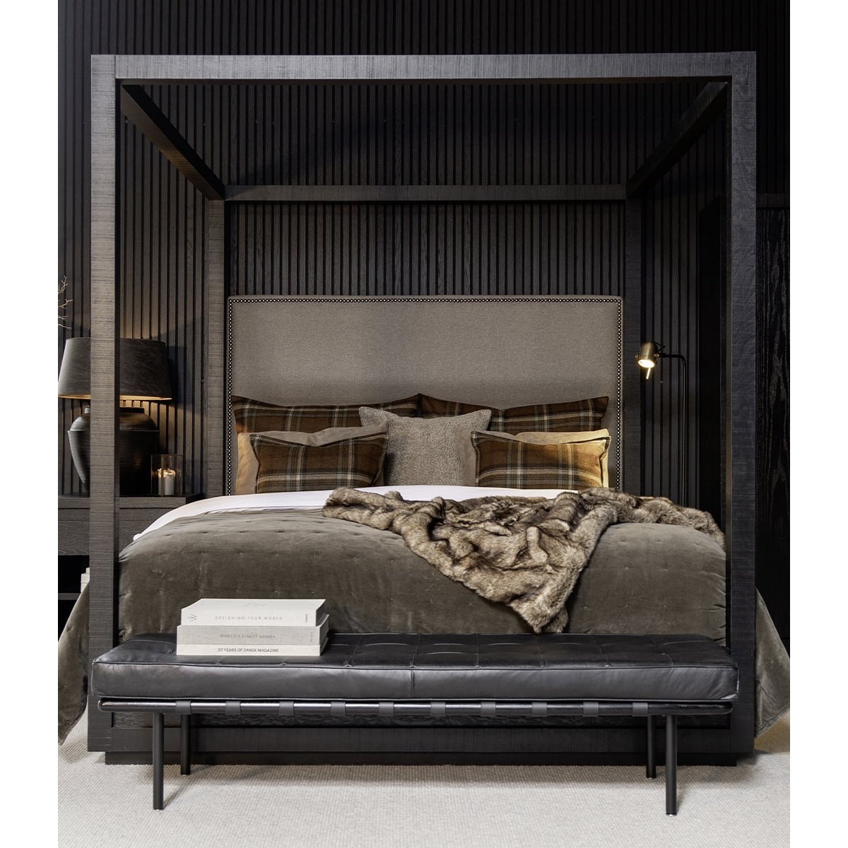 ALASKA WOLF Artwood Pledd