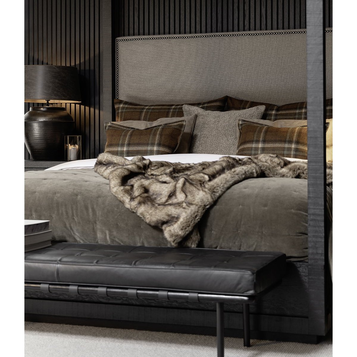 ALASKA WOLF Artwood Pledd