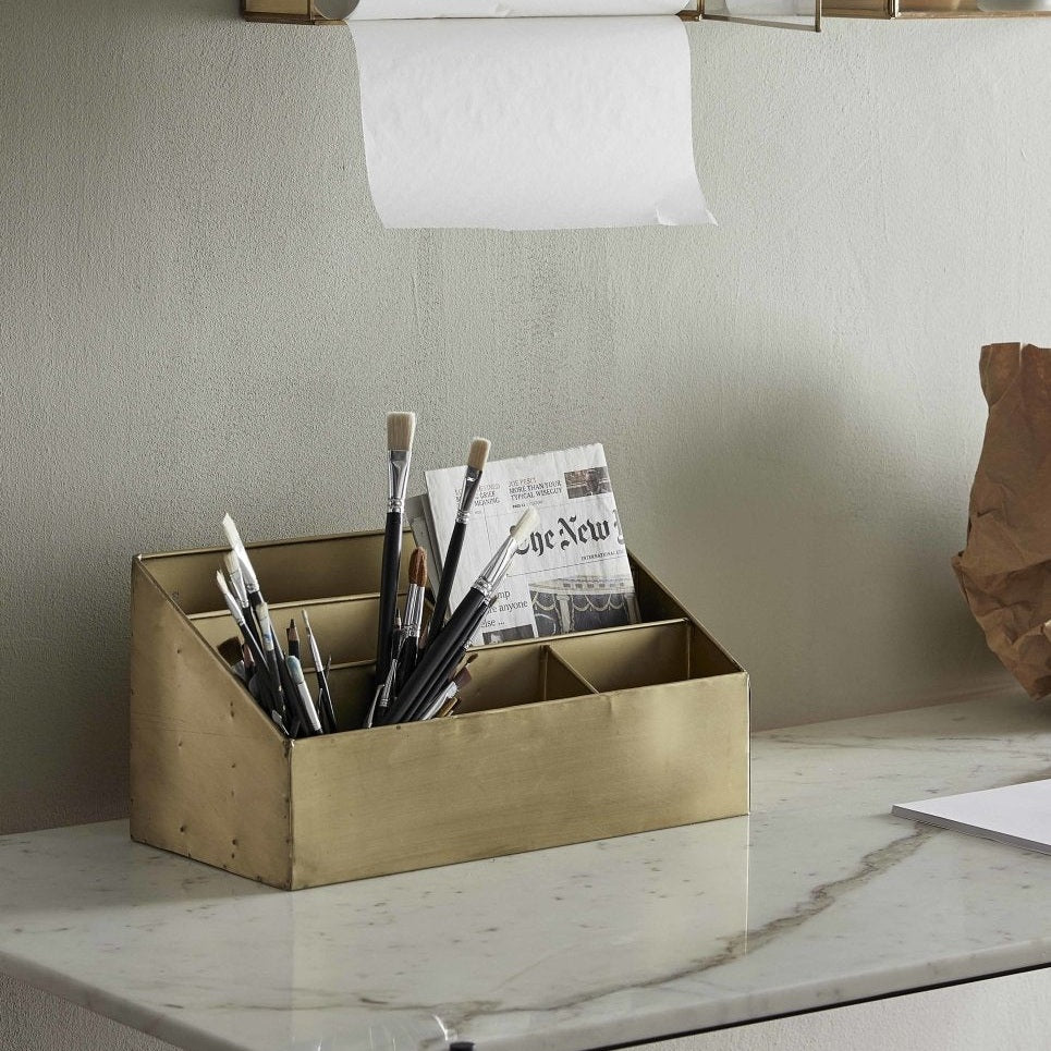 ADASI oppbevaringsbasseng i jern. 40x23 cm - gullfinish Nordal WALL/ DISP