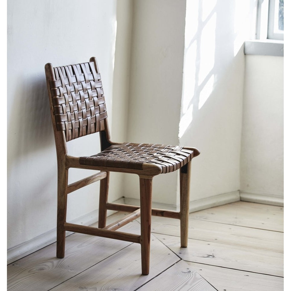 AYA-bordstol i tre med flettet skinn - natur Nordal CHAIRS+ARM